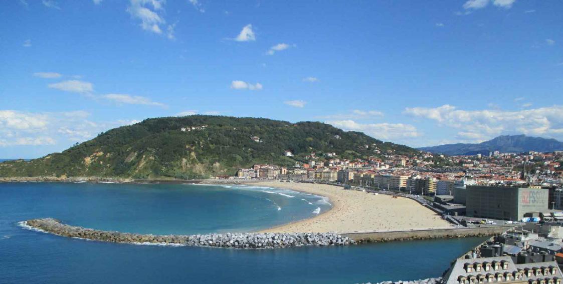 Reparación del espigón y el dique transitable de la playa de La Zurriola