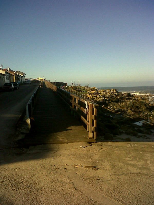 Playa Fedorentos y Camposancos. Deterioro pasarela de madera