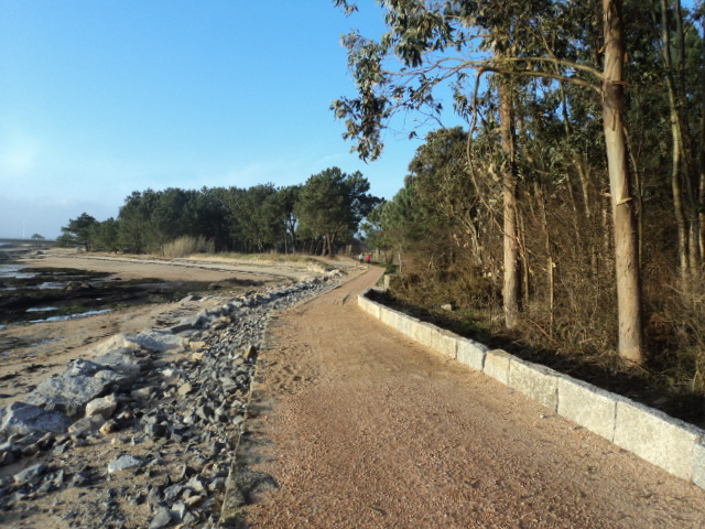 Playa de Castelete. Pista de acceso en mal estado