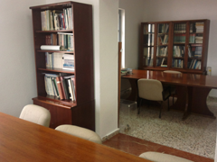 Biblioteca del Instituto de Ecologia Litoral. El Campello (Alicante)