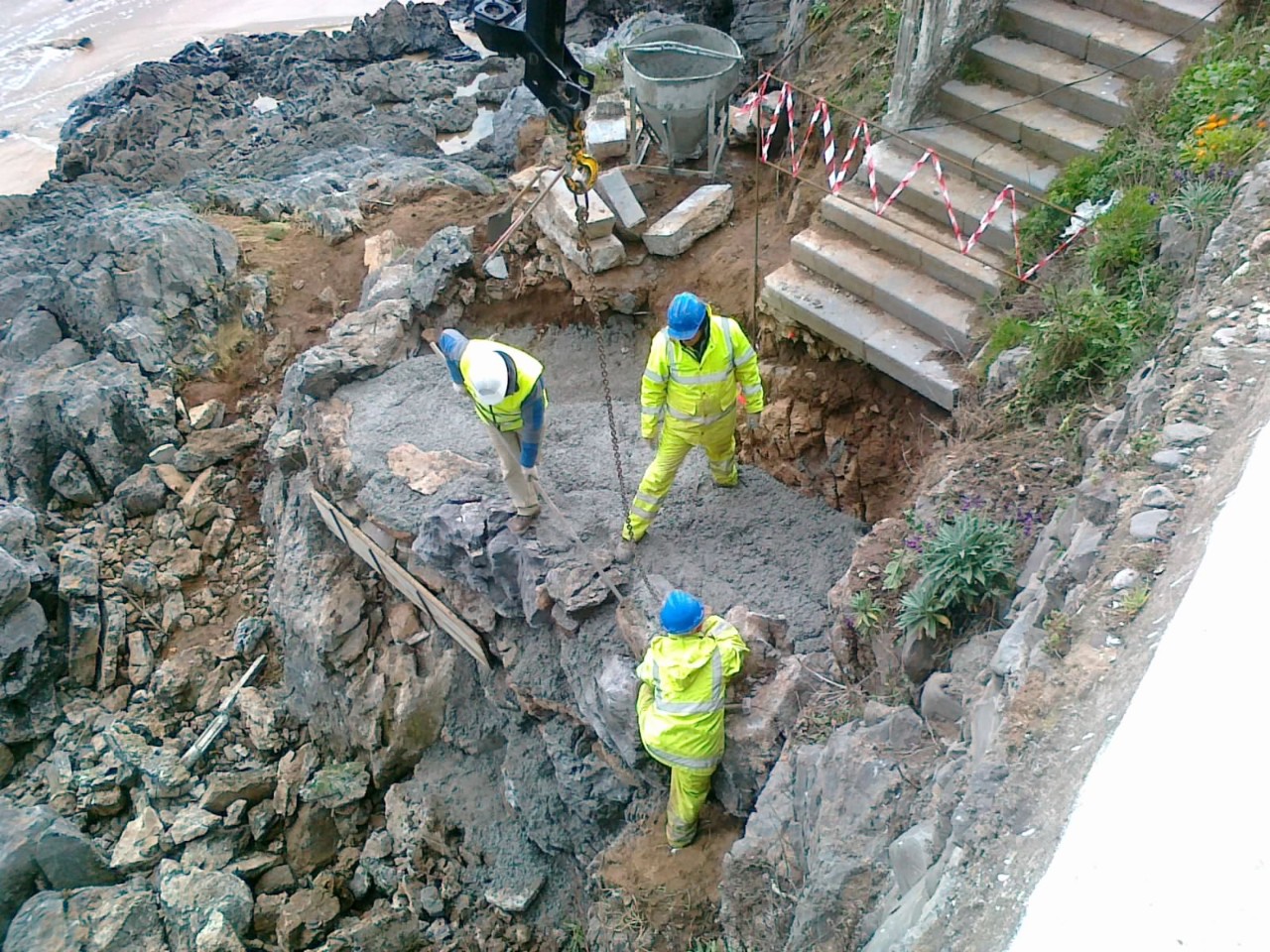 Reconstrucción de acceso peatonal