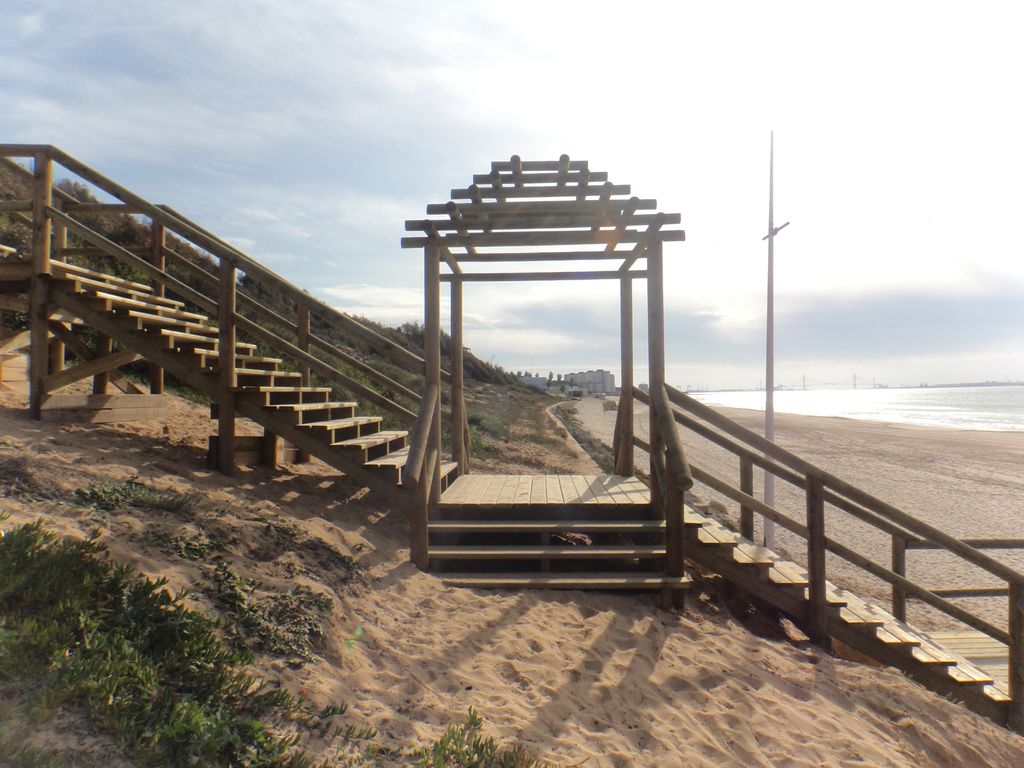 Acceso a la playa de Santa Catalina, zona El Ancla (Después)