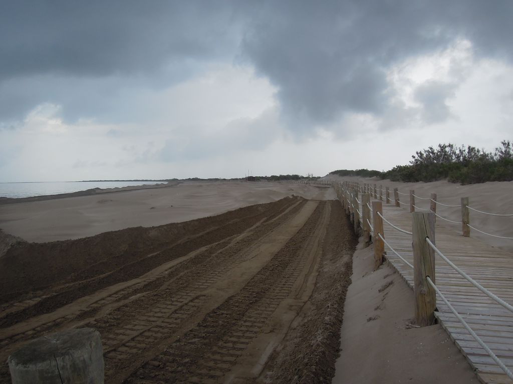 Reperfilado de playa Riomar (TM Deltebre. Durante las obras) 