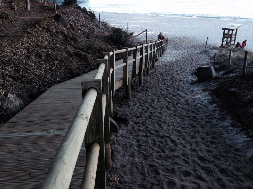 Rampa de acceso a la playa de Filgueira en Cies (T.M. de Vigo). Después de las obras